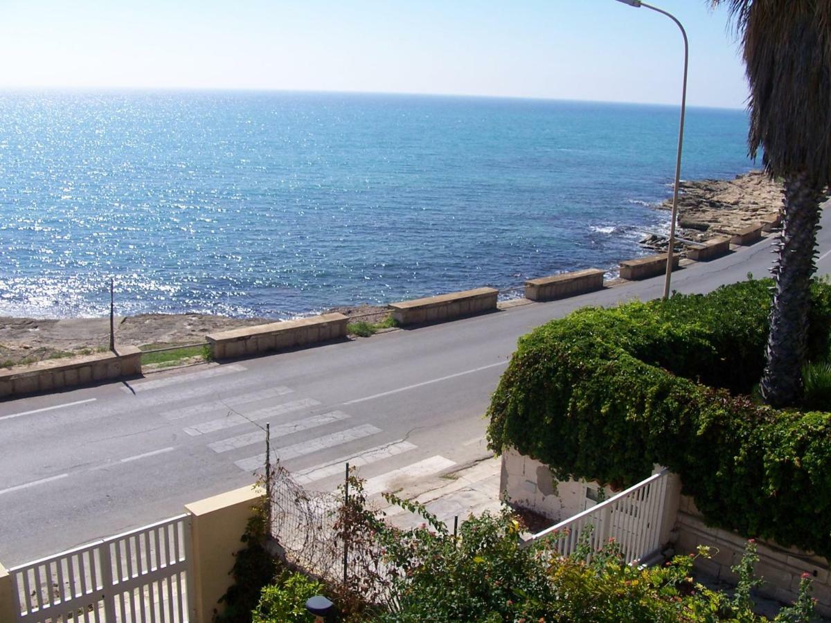 Mare Addosso Vila Marina di Ragusa Exterior foto