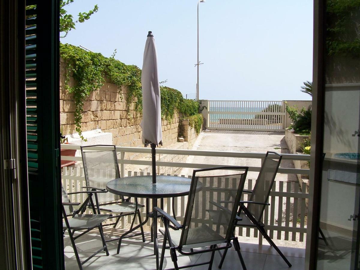 Mare Addosso Vila Marina di Ragusa Exterior foto