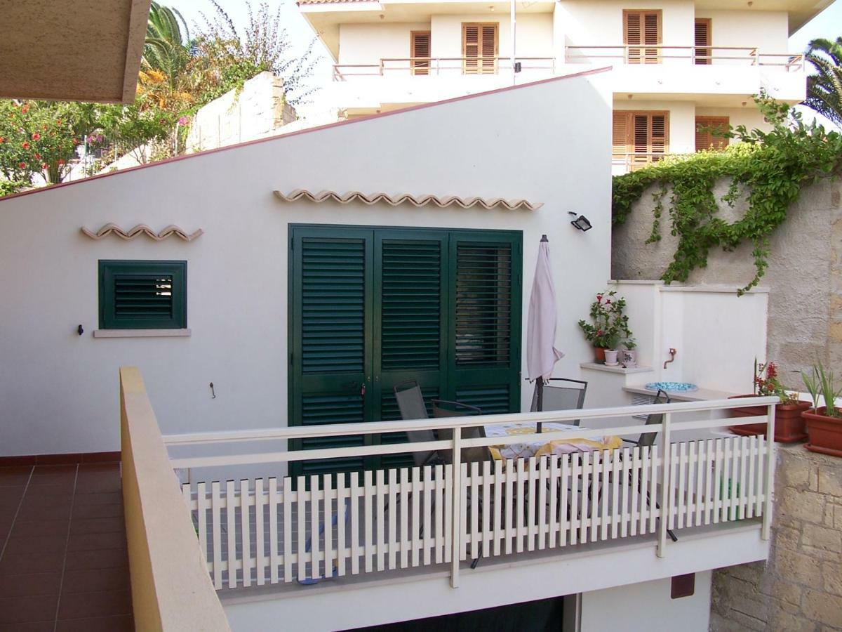 Mare Addosso Vila Marina di Ragusa Exterior foto